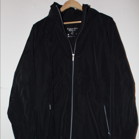 LIMITED TIME 40% OFF Mens Black Calvin Klein Raincoat - Picture 1 of 3